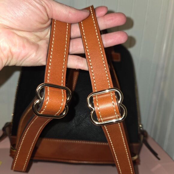 Dooney & Bourke pebble grain leather zip Backpacks - Picture 6 of 10